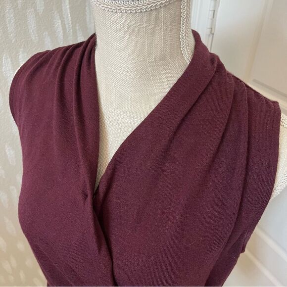 41 Hawthorn Maroon Sleeveless Cross Top Size Medium - Picture 2 of 4